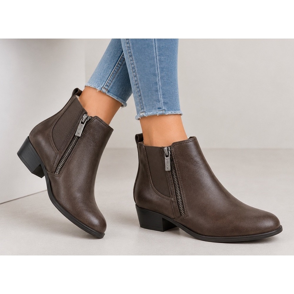 Unisa Pancey Chestnut Brown Leather Round Toe Zip Up Womens Ankle Boots Sz 7.5M